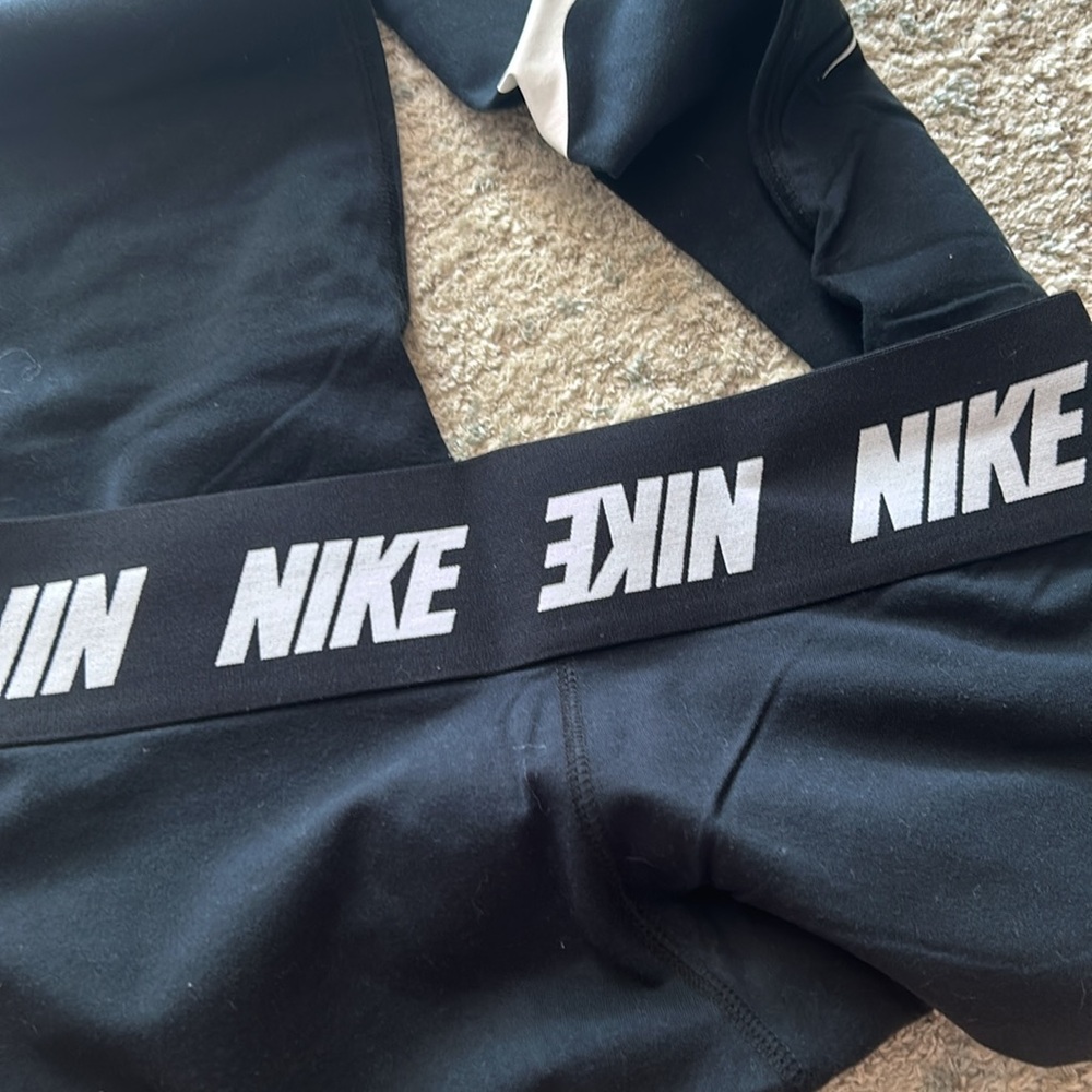 ✨Nike Leggings - Picture 6 of 6